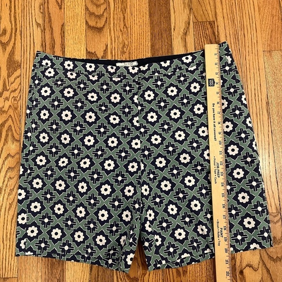 Boden Women’s Shorts Size XL Geometric - Picture 4 of 5